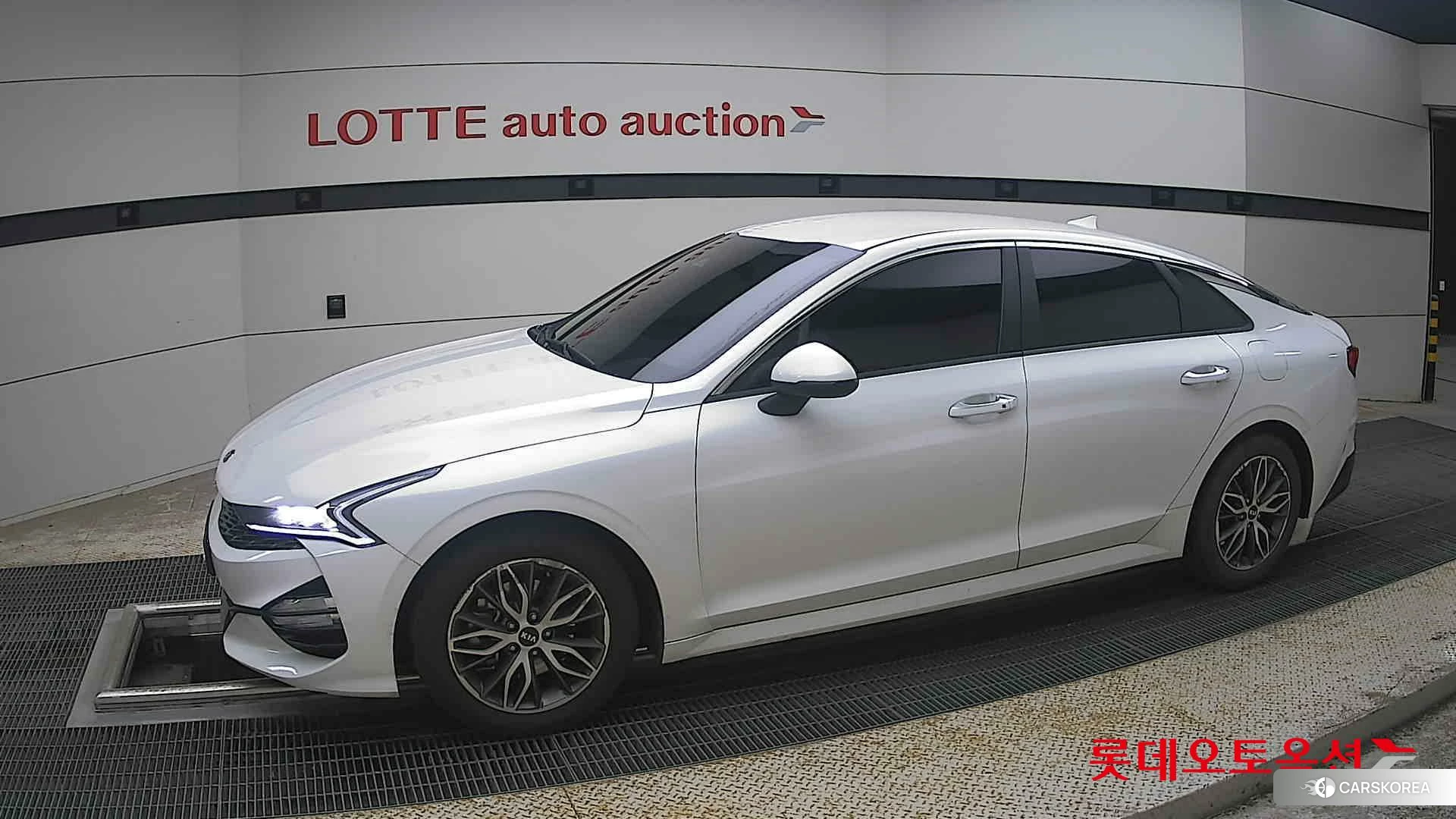 Kia K5 2020 Snow White Pearl (optional) из Кореи, фото 3