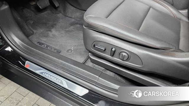 Chevrolet (GM Daewoo) Trax Crossover 2023 Черный из Кореи, фото 3