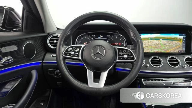 Mercedes-Benz E-Class W213 2019 Черный из Кореи, фото 3