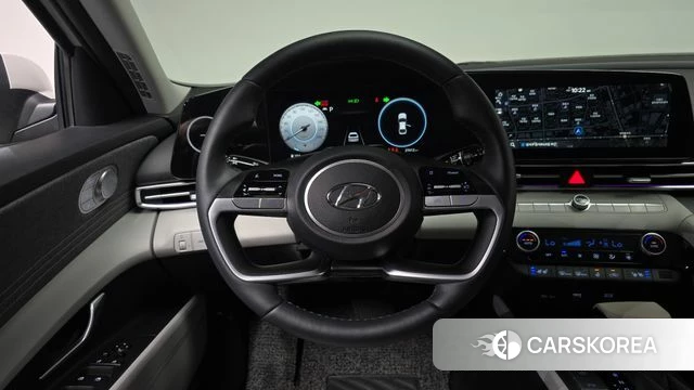 Hyundai Avante (CN7) 2022 Серебристо-серый из Кореи, фото 3