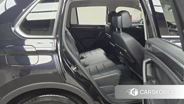 Volkswagen Tiguan second Generation 2020 Черный из Кореи, фото 3