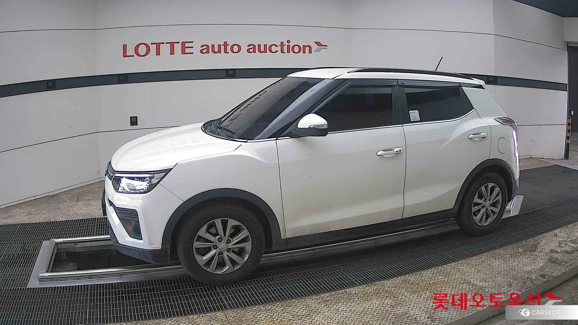 SsangYong Tivoli 2021 Grand White из Кореи, фото 3