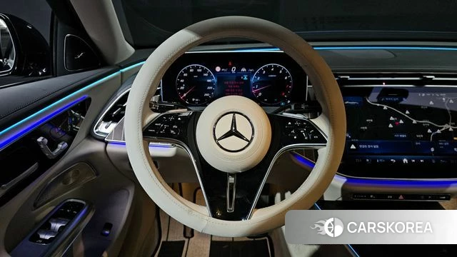 Mercedes-Benz E-Class W214 2024 Черный из Кореи, фото 3