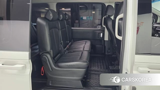 Hyundai Staria 2022 Белый из Кореи, фото 3