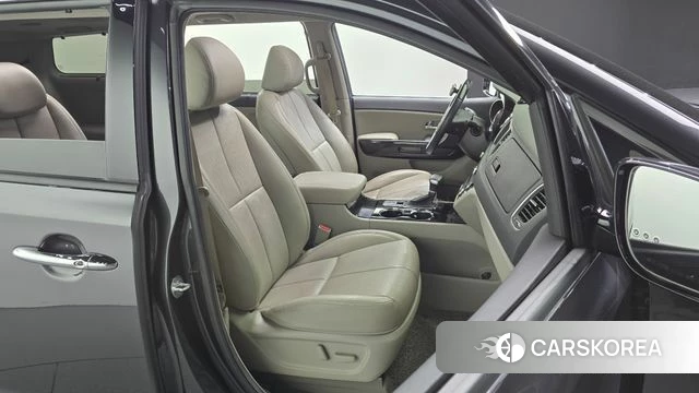 Kia The New Carnival 2020 Серый из Кореи, фото 3