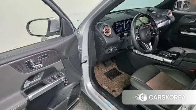 Mercedes-Benz EQB X243 2023 Серебряный из Кореи, фото 3