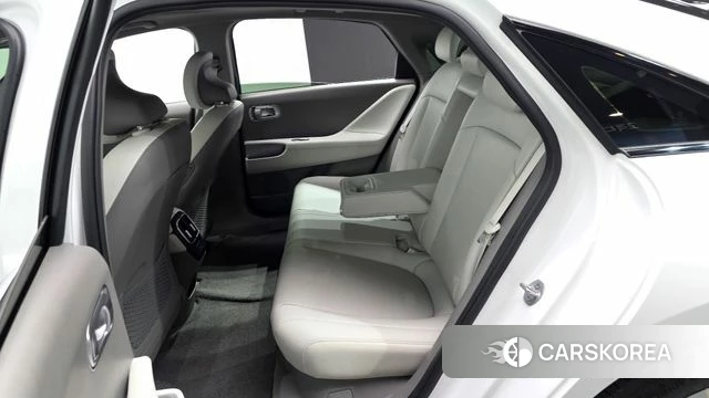 Hyundai Ionic 6 2022 Белый из Кореи, фото 3