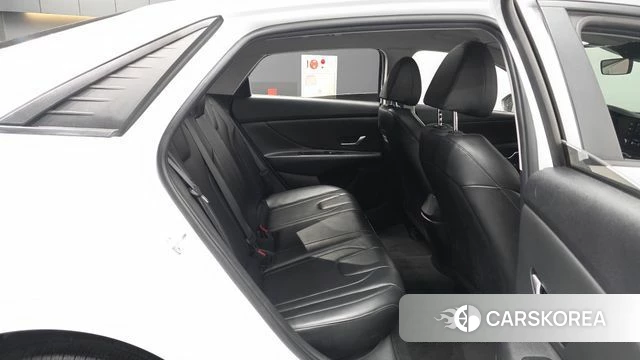 Hyundai Avante (CN7) 2022 Белый из Кореи, фото 3