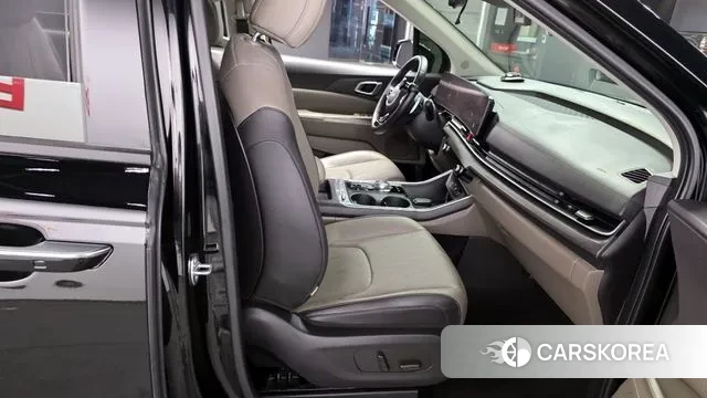 Kia The New Carnival 4th Generation 2024 Черный из Кореи, фото 3