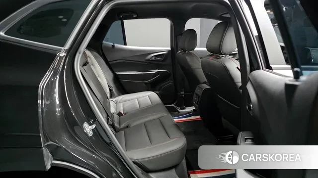 Chevrolet (GM Daewoo) Trax Crossover 2024 Черный из Кореи, фото 3