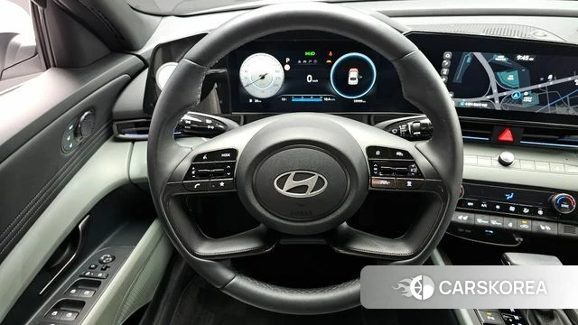 Hyundai The New Avante (CN7) 2023 Белый из Кореи, фото 3