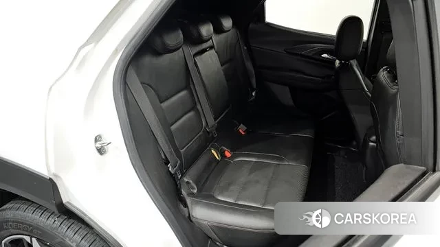 Chevrolet (GM Daewoo) Trailblazer 2021 Белый из Кореи, фото 3