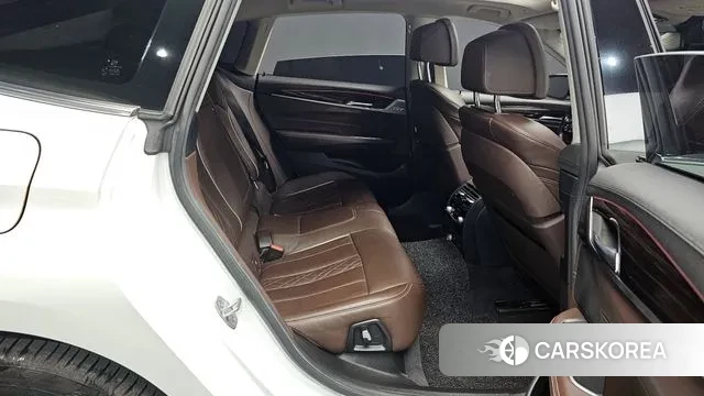 BMW 6 Series GT (G32) 2019 Белый из Кореи, фото 3