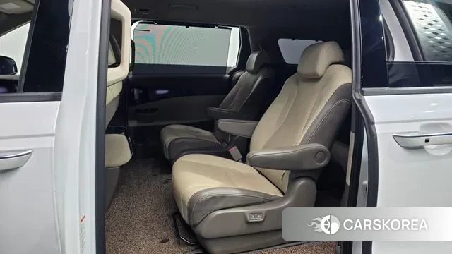 Kia Carnival 4th generation 2022 Белый из Кореи, фото 3