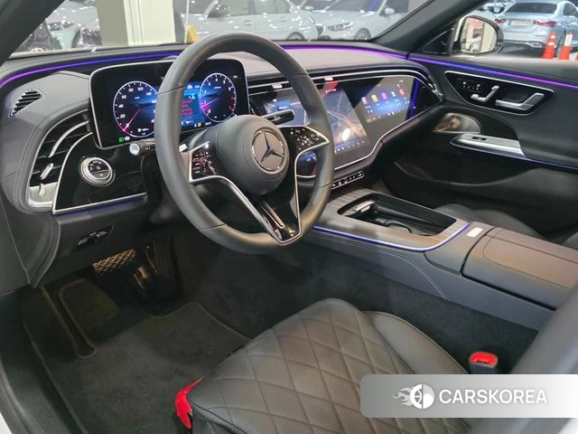 Mercedes-Benz E-Class W214 2025 Белый из Кореи, фото 3