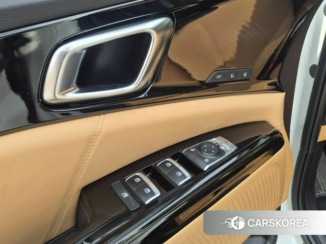 Kia Carnival 4th generation 2023 Белый из Кореи, фото 3