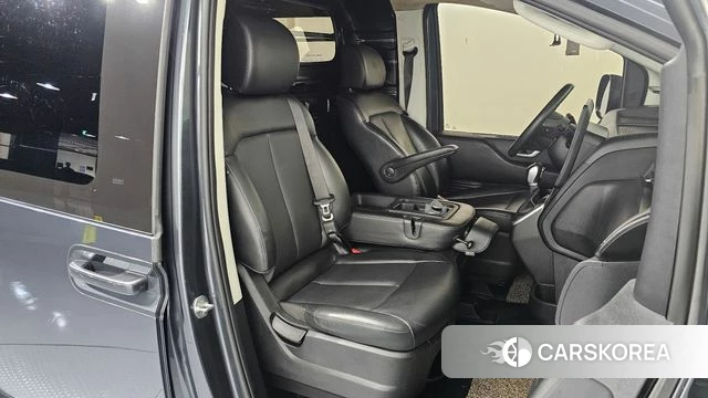 Hyundai Staria 2021 Серый из Кореи, фото 3