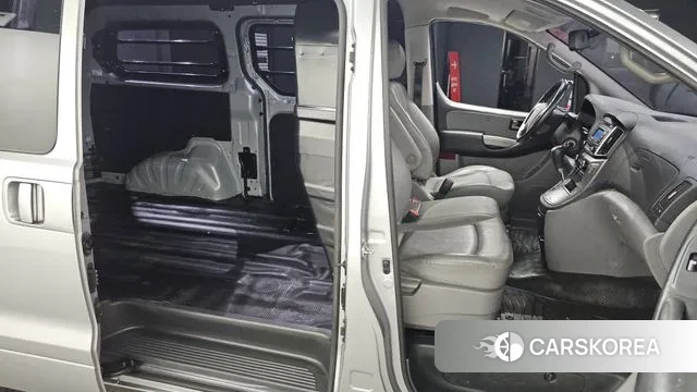 Hyundai The New Grand Starex 2019 Серебряный из Кореи, фото 3