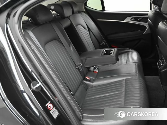 Genesis G70 2018 Черный из Кореи, фото 3