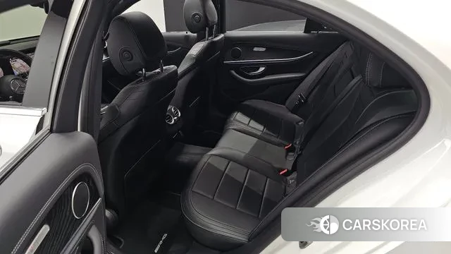 Mercedes-Benz E-Class W213 2021 Белый из Кореи, фото 3