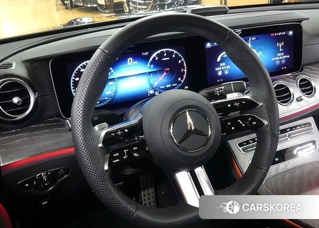 Mercedes-Benz E-Class W213 2023 Серый из Кореи, фото 3