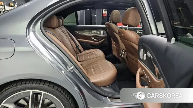 Mercedes-Benz E-Class W213 2019 Серый из Кореи, фото 3
