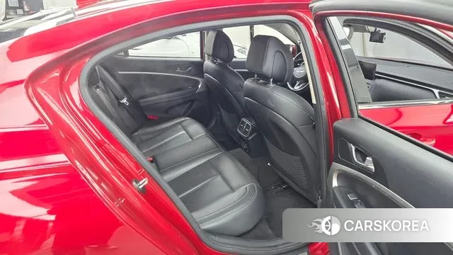 Genesis The New G70 2022 Красный из Кореи, фото 3