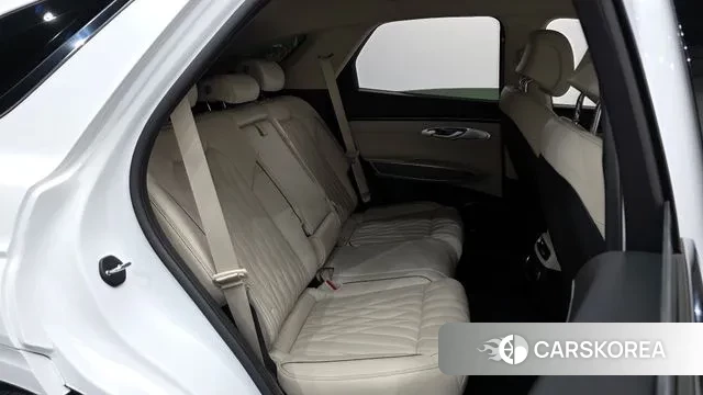 Genesis GV70 2021 Белый из Кореи, фото 3