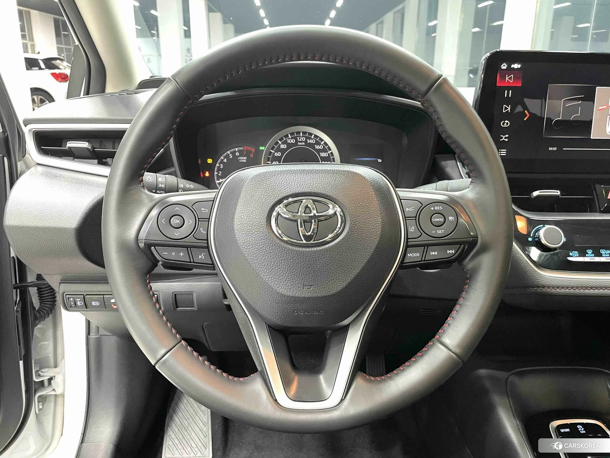 Toyota Corolla 2021 Белый из Китая, фото 3