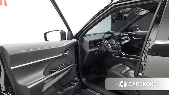 Ssangyong Torres 2023 Черный из Кореи, фото 3