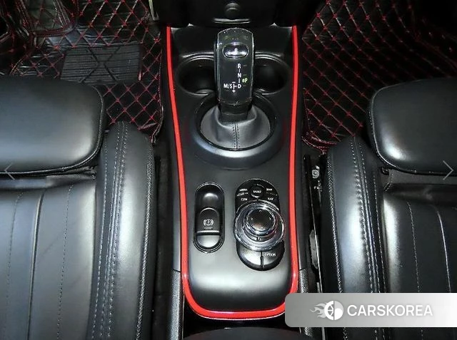 Mini Cooper Countryman 2023 Темно-зеленый из Кореи, фото 3