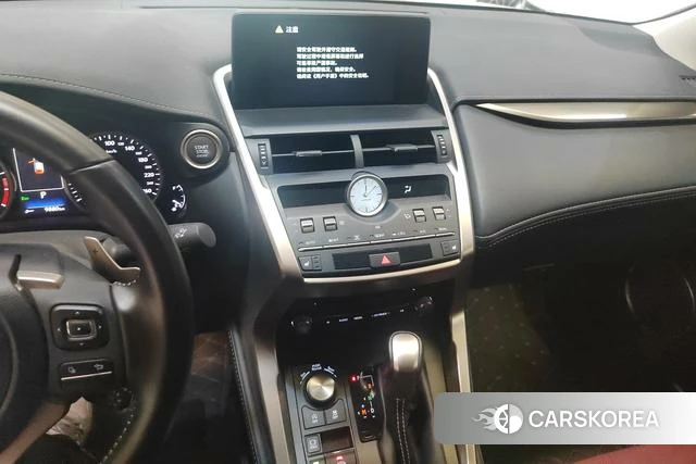 Lexus NX 2021 Серебристо-серый из Китая, фото 3