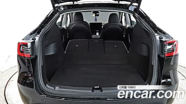 Tesla Model Y 2022 Черный из Кореи, фото 3