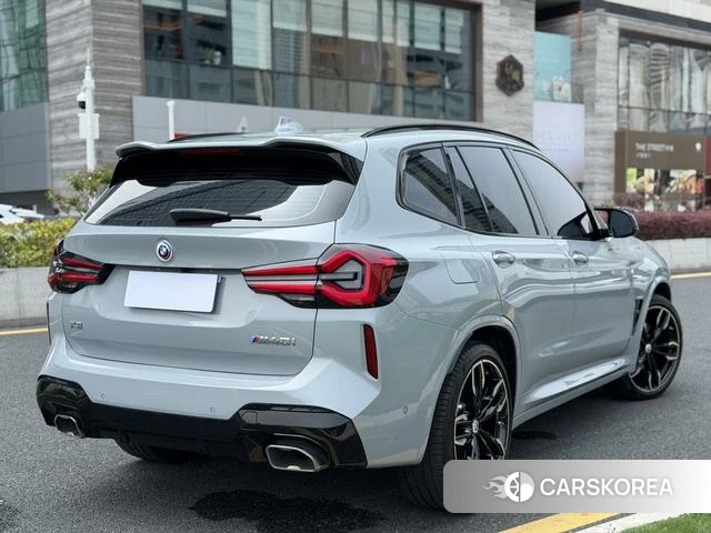 BMW X3 (import) 2023 Серебристо-серый из Китая, фото 3