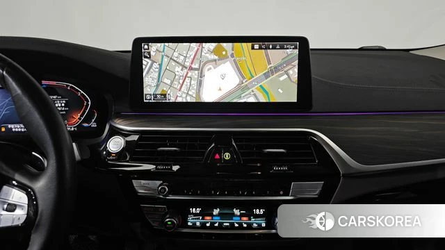 BMW 6 Series GT (G32) 2023 Черный из Кореи, фото 3