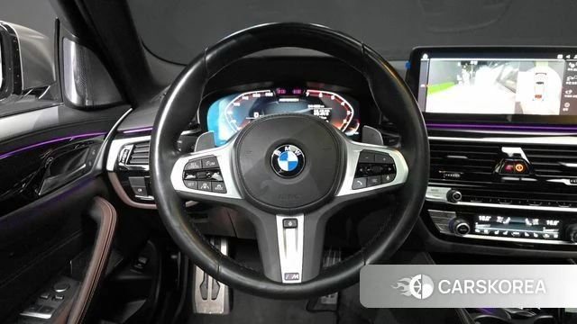 BMW 5 Series (G30) 2022 Белый из Кореи, фото 3
