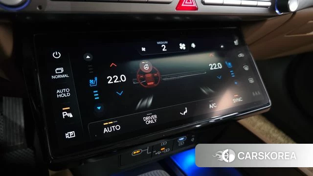 Hyundai Grandeur Hybrid (GN7) 2023 Черный из Кореи, фото 3