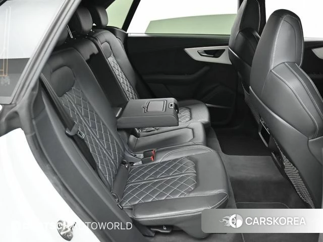 Audi Q8 (4M) 2022 Белый из Кореи, фото 3