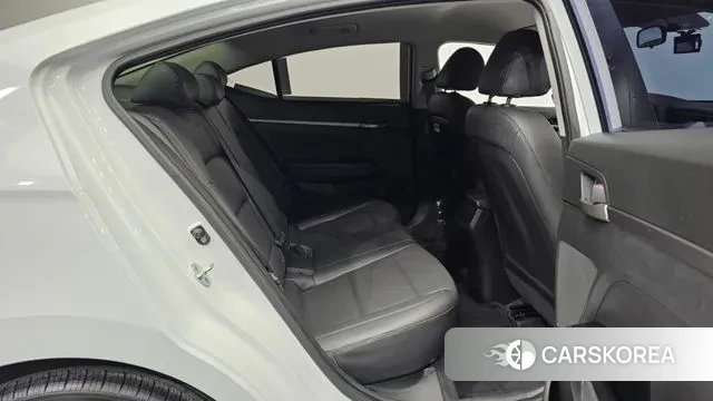 Hyundai Avante AD 2018 Белый из Кореи, фото 3