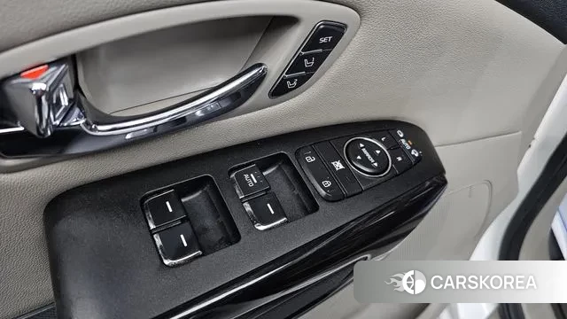 Kia The New Carnival 2018 Белый из Кореи, фото 3