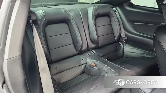 Ford Mustang 2021 Серый из Кореи, фото 3