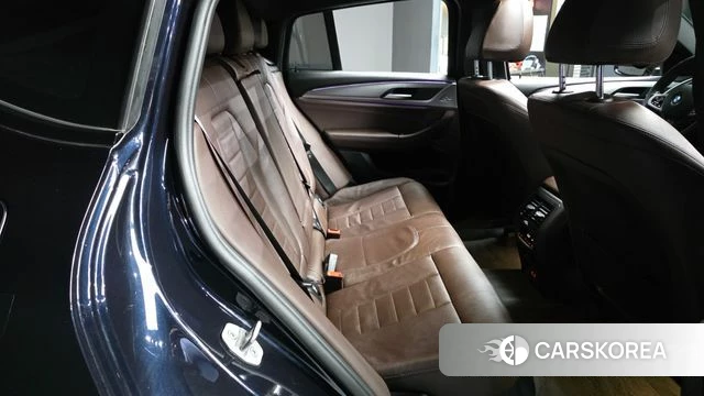 BMW X4 (G02) 2021 Черный из Кореи, фото 3