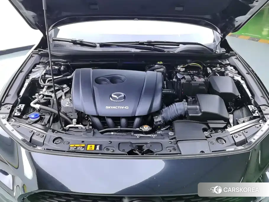 Mazda 3 2024 Черный из Китая, фото 3