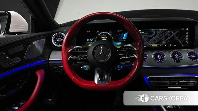 Mercedes-Benz AMG GT 2023 Белый из Кореи, фото 3