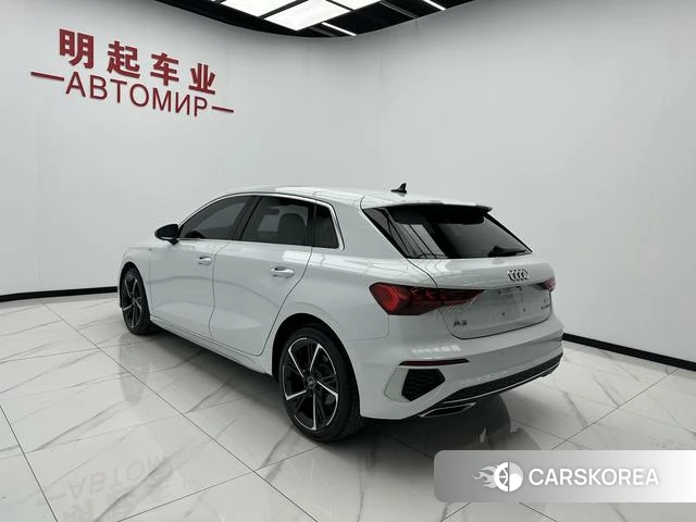 Audi A3 2023 Белый из Китая, фото 3