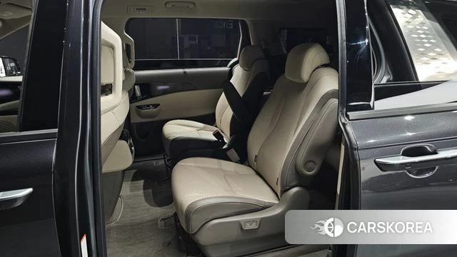 Kia Carnival 4th generation 2022 Серый из Кореи, фото 3