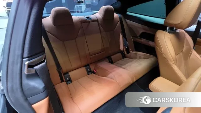 BMW 4 Series (G22) 2022 Черный из Кореи, фото 3