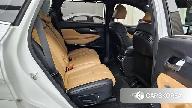 Hyundai The New Santa Fe 2023 Белый из Кореи, фото 3