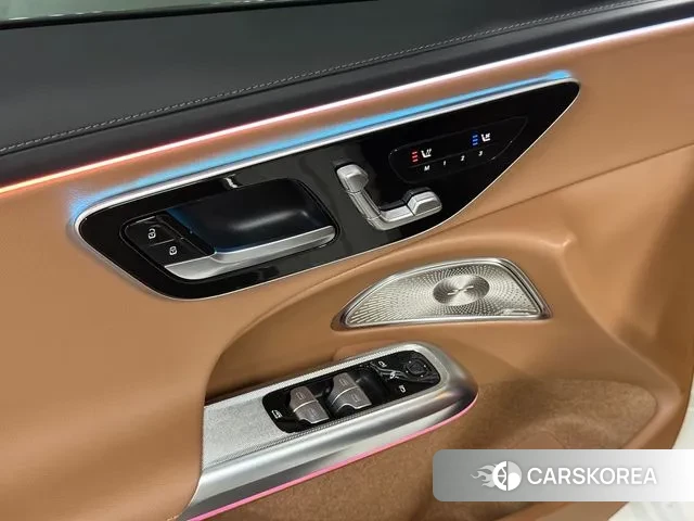 Mercedes-Benz E-Class W214 2024 Белый из Кореи, фото 3