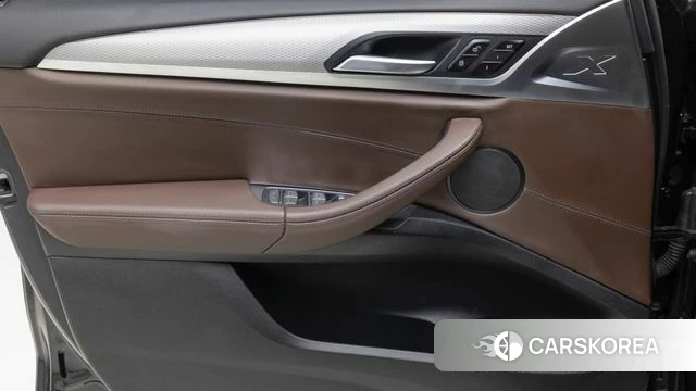 BMW X3 (G01) 2021 Черный из Кореи, фото 3